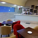Hotel Eurostars Plaza Acueducto 4*