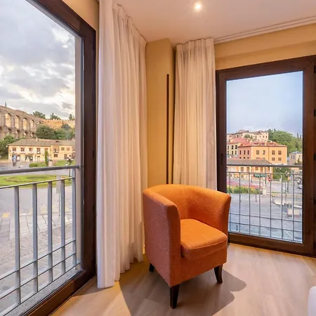 Hotel Eurostars Plaza Acueducto Segowia