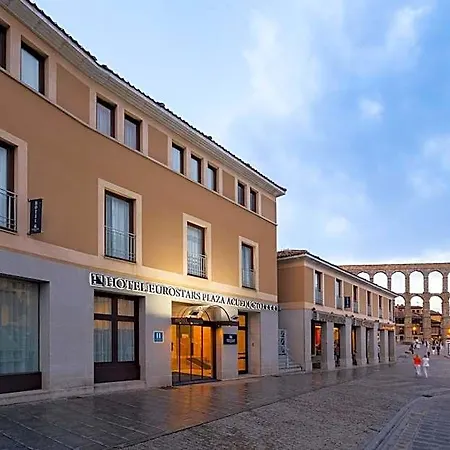 Hotel Eurostars Plaza Acueducto 4*