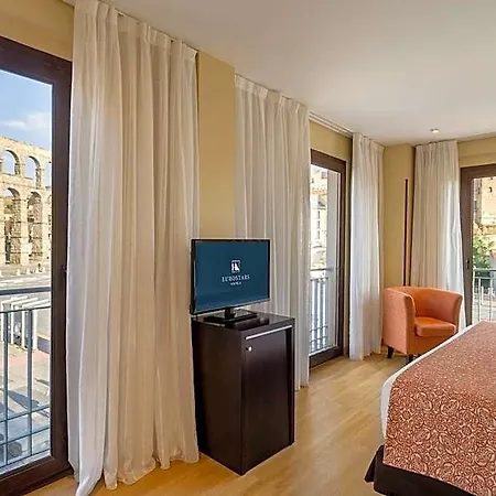 Hotel Eurostars Plaza Acueducto 4*