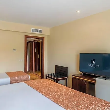 Hotel Eurostars Plaza Acueducto 4*