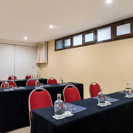 Hotel Eurostars Plaza Acueducto 4*