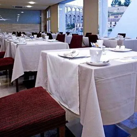 Eurostars Plaza Acueducto Hotel