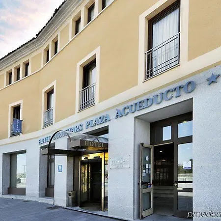 Hotel Eurostars Plaza Acueducto 4*