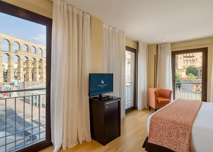 Eurostars Plaza Acueducto Отель
