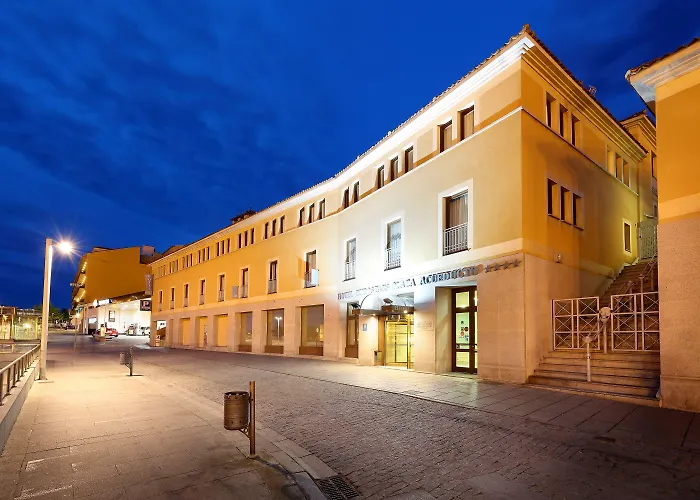 Отель Eurostars Plaza Acueducto Сеговия
