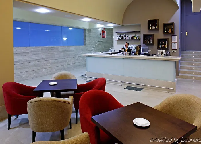 Отель Eurostars Plaza Acueducto 4*